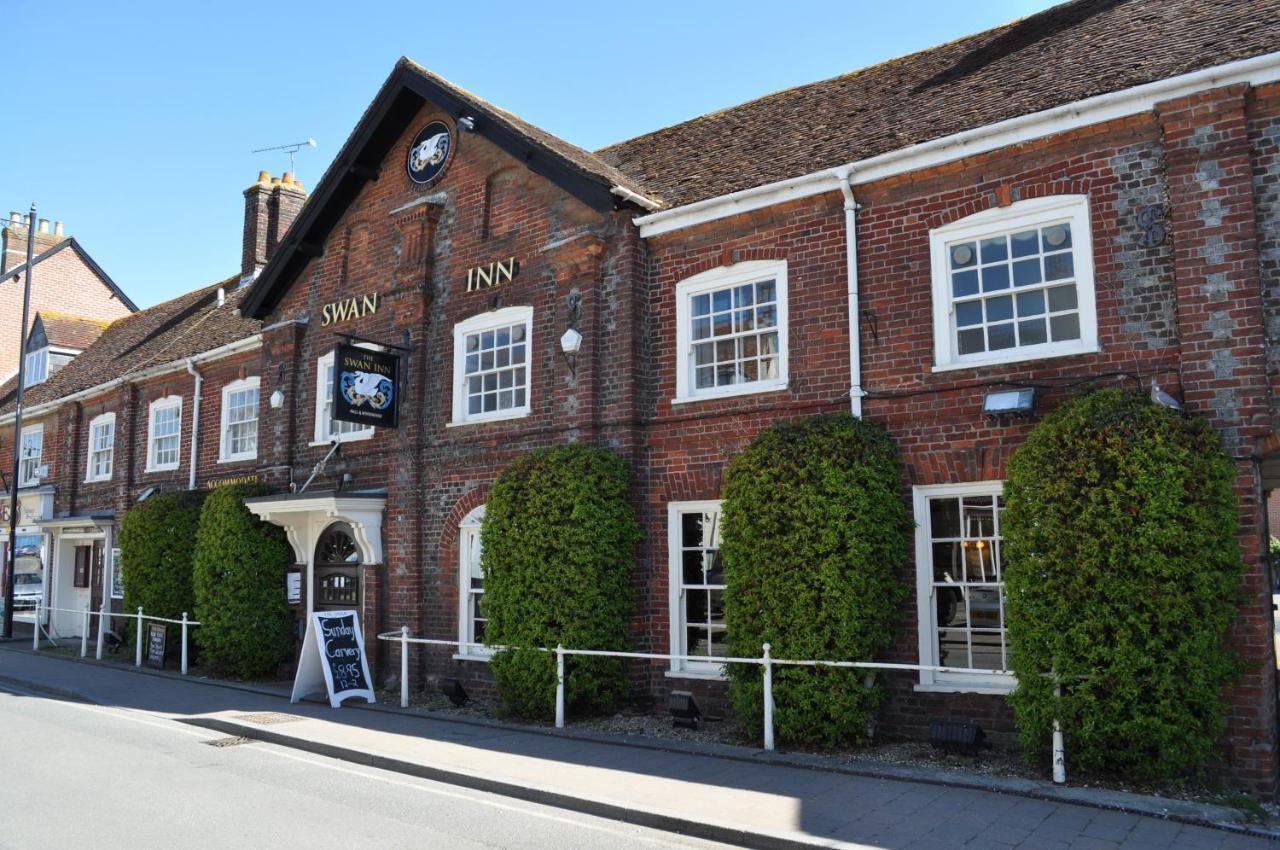 The Swan Inn Sturminster Newton Exteriér fotografie